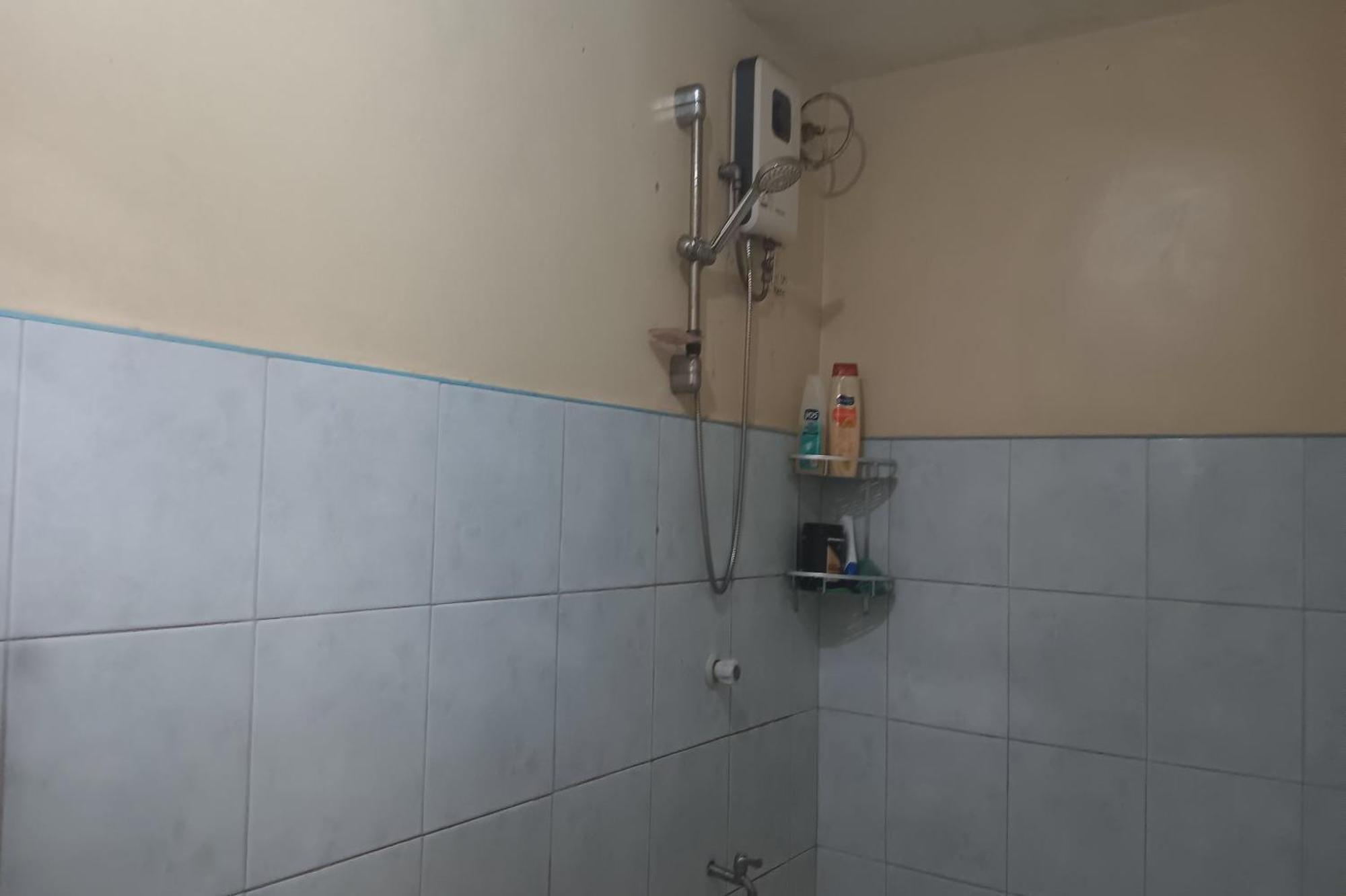Larosa Hostel بويرتو برينسيسا المظهر الخارجي الصورة