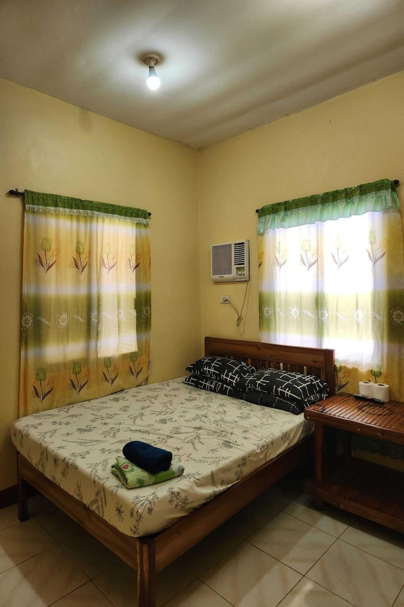 Larosa Hostel بويرتو برينسيسا المظهر الخارجي الصورة