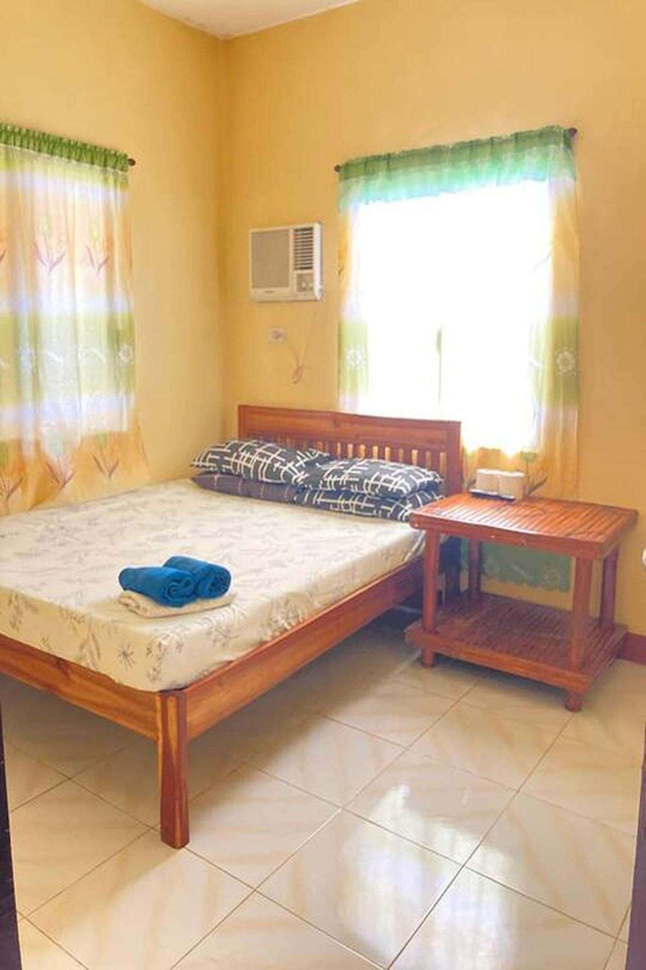 Larosa Hostel بويرتو برينسيسا المظهر الخارجي الصورة